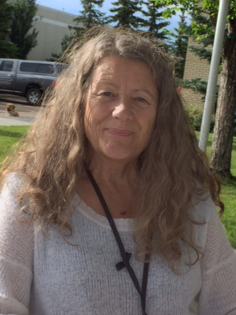 andrea gietz portrait outside